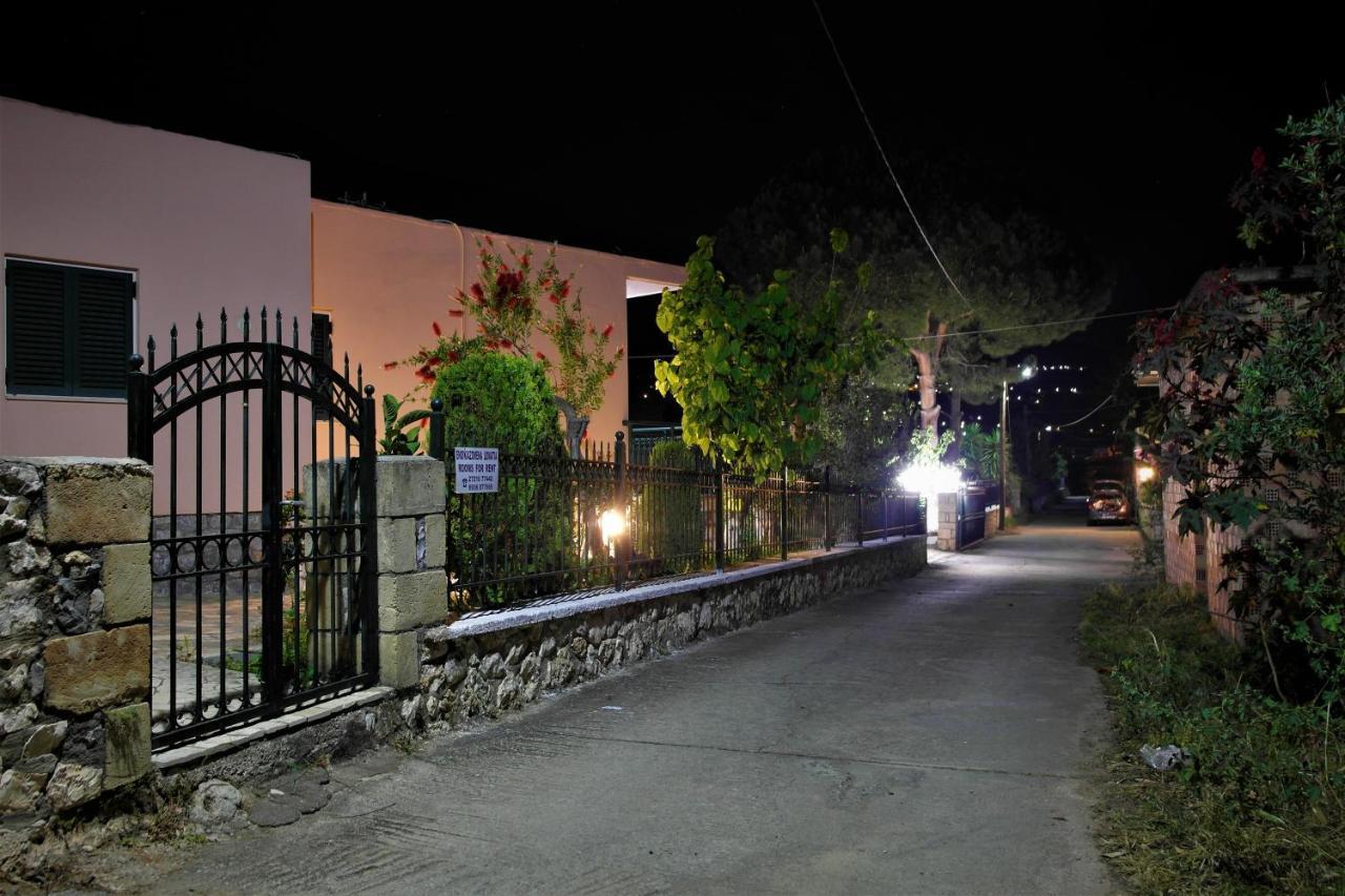 Voulas Apartments Stoúpa Exteriér fotografie